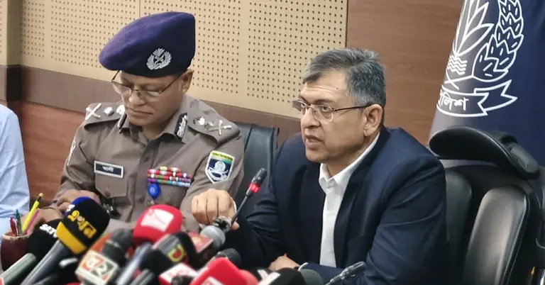 স্বরাষ্ট্রমন্ত্রী সালাহউদ্দিন আহমদ